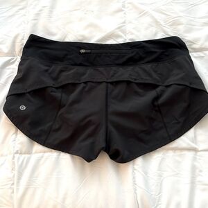 Lululemon speed up shorts Sz 8